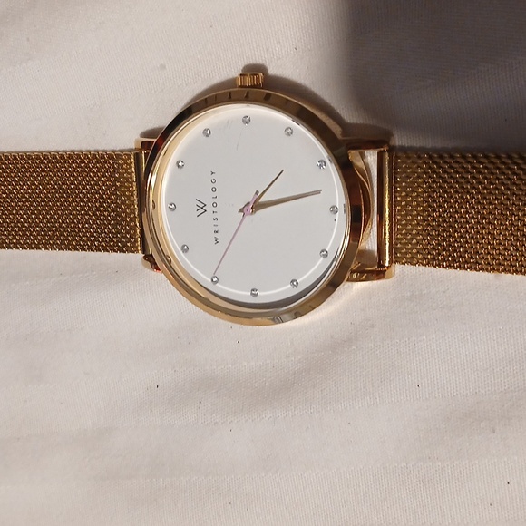 Wristolgy watch